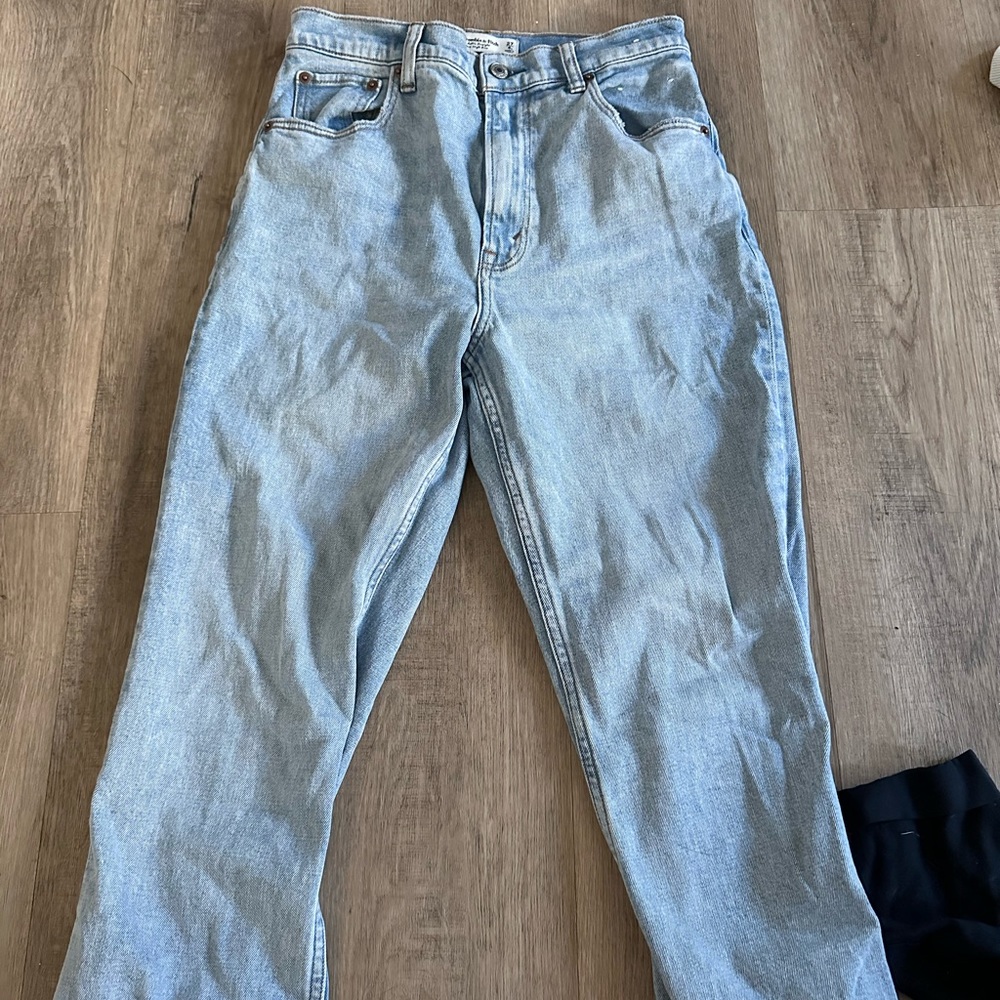 abercrombie & fitch jeans